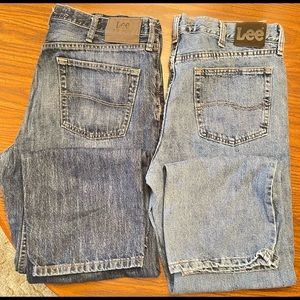 Lot of 2 Lee Premium Relaxed Fit jeans in size 36x32. Like new condition.